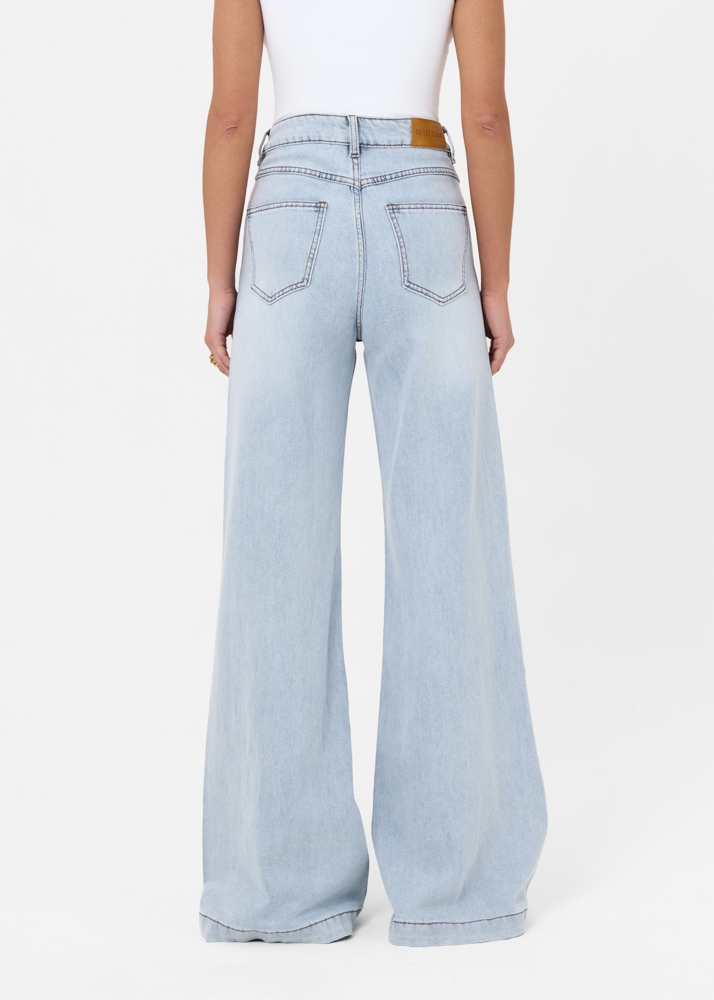 Wide flared jeans