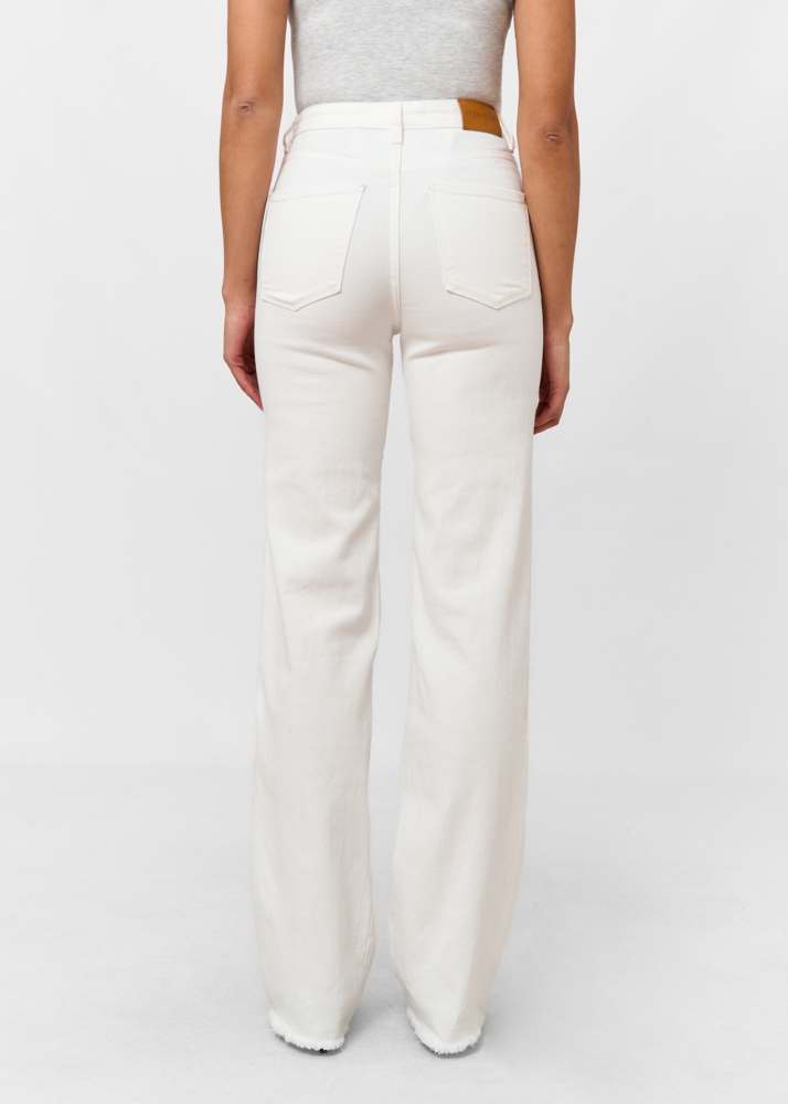 Straight leg stretch jeans