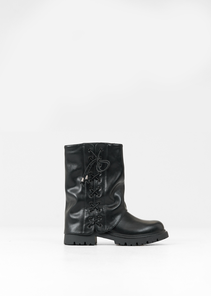 Nikkie boots