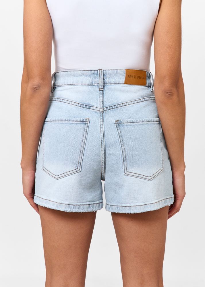 Relaxed short