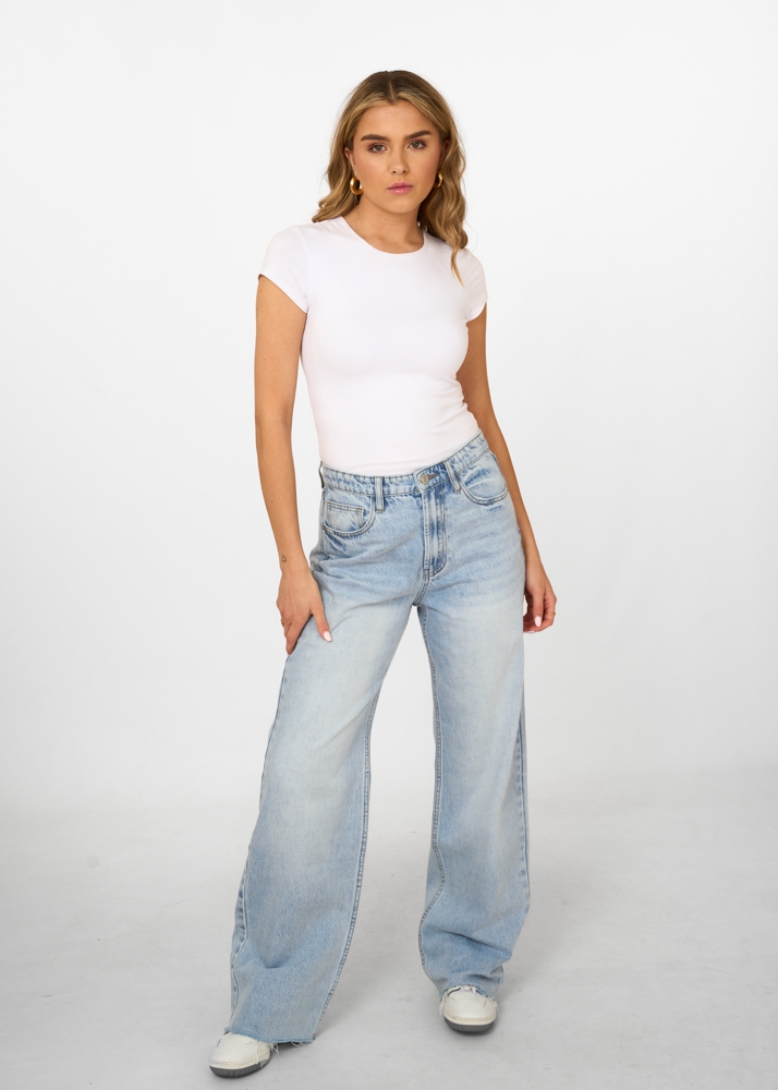Straight leg vintage jeans