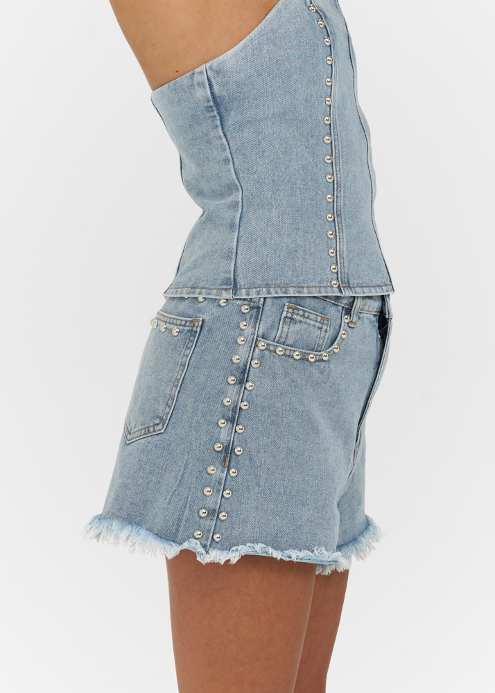 Luca stud short