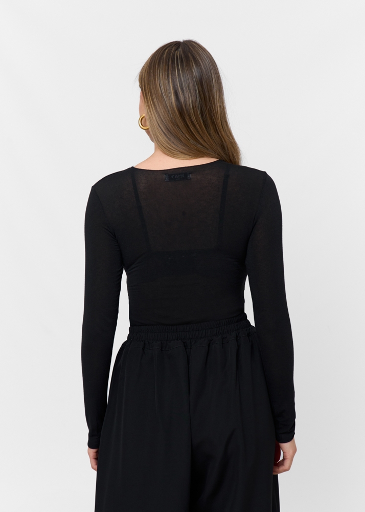 Lucy top