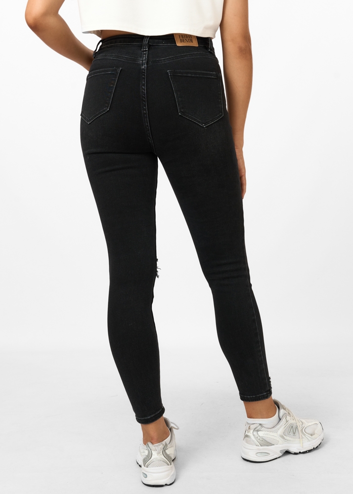 Skinny jeans destroyed