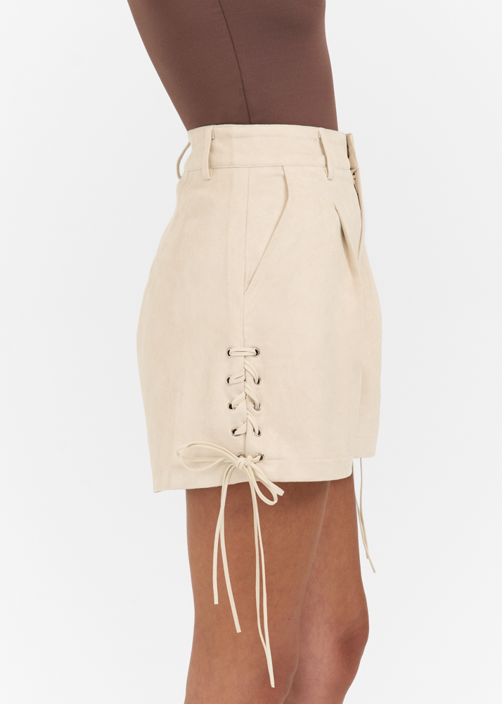 Maeve short