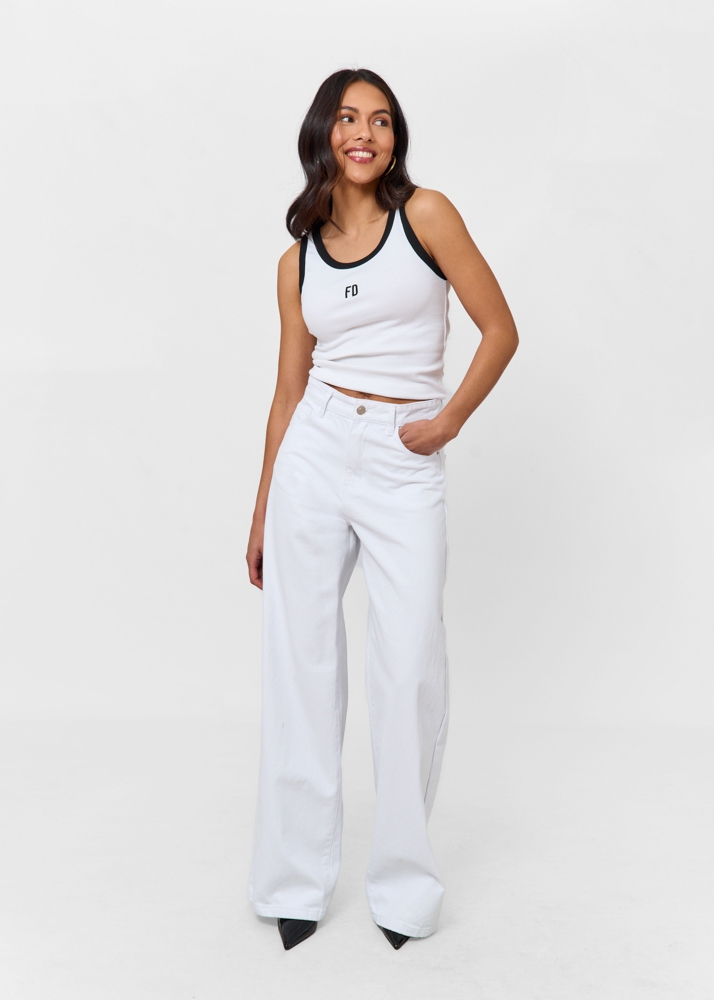 Wide leg classic jeans