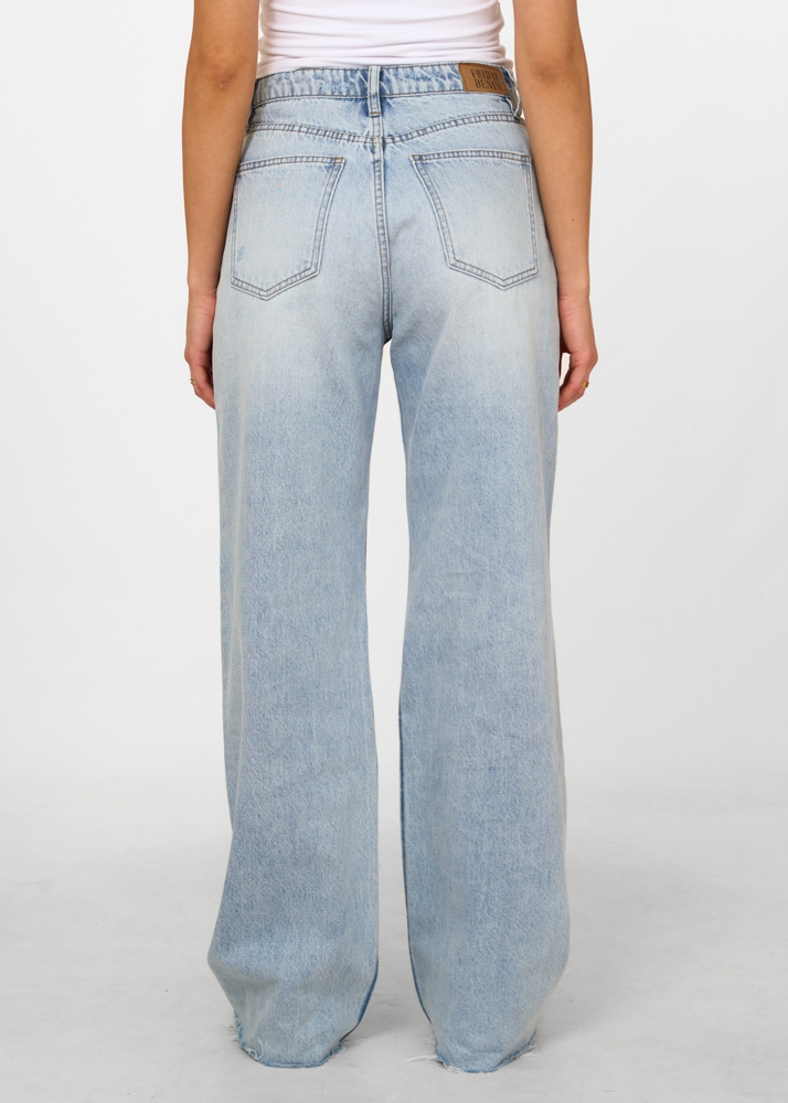 Straight leg vintage jeans