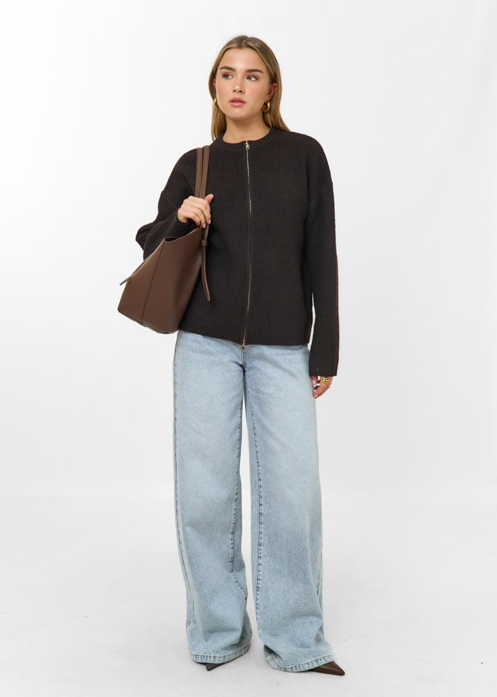 Eline vest