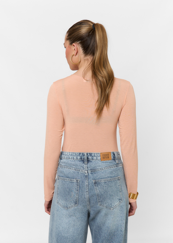 Lucy top