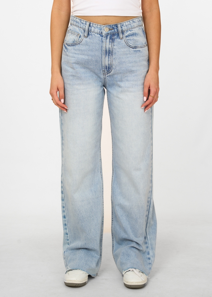 Straight leg vintage jeans