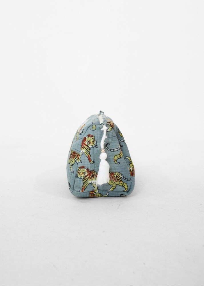 Amy toilettas medium