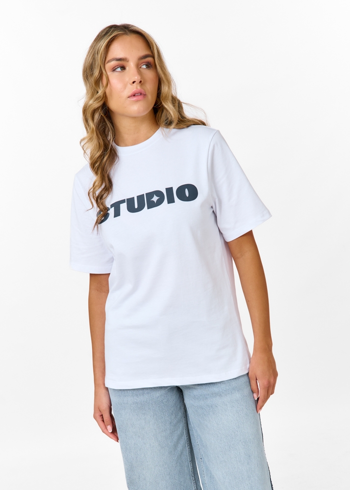 Studio t-shirt